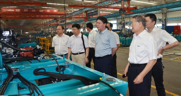 河南永煤集团董事长曹志安一行莅临平博在线智能考察