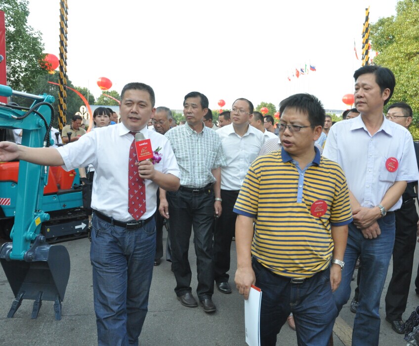 新征程 新跨越 平博在线智能十五周年庆典大会暨新产品新技术交流会隆重举行