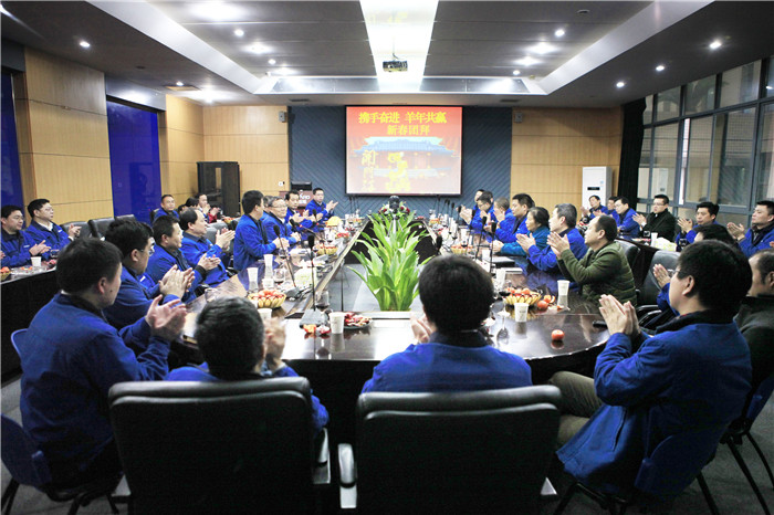 携手奋进，羊年共赢，平博在线智能开门大吉