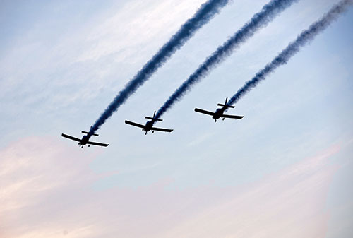 平博在线智能飞行表演队精彩亮相珠海航展