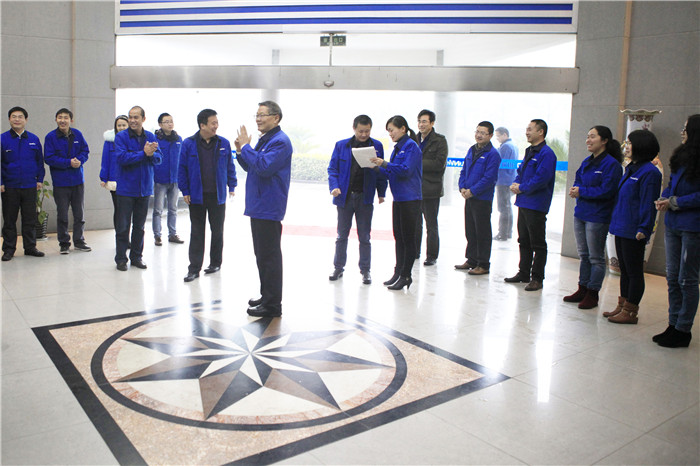 携手奋进，羊年共赢，平博在线智能开门大吉