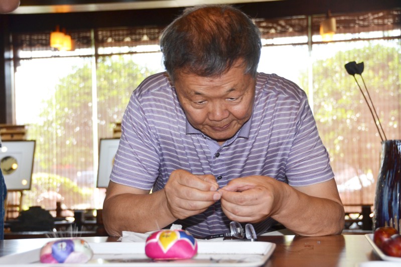 民盟平博在线智能支部活动彰显“针”功夫