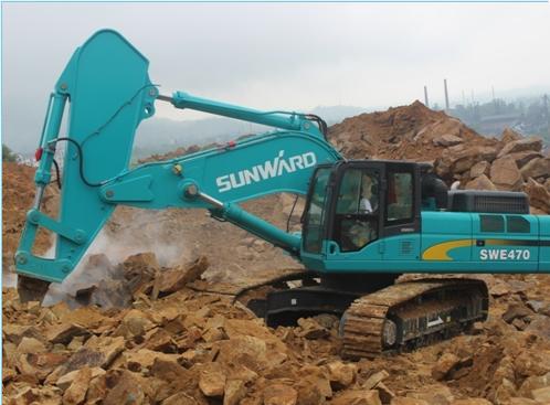 工程装备量身定制，平博在线智能钩掘机强势出击