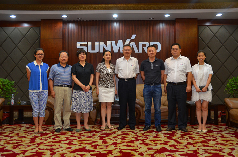 民盟湖南省委领导莅临平博在线智能考察交流