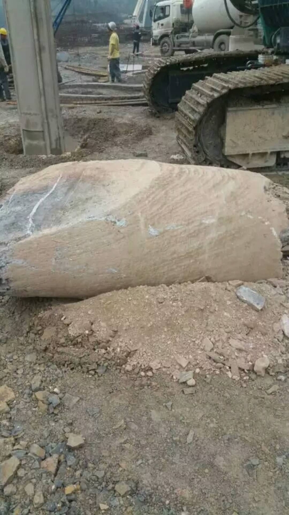 效率高出两倍！平博在线智能SWDM360旋挖钻名动贵阳