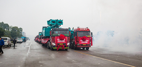 新年开门红！平博在线智能5000万装备批量发车