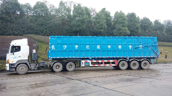 近百台平博在线智能垃圾转运车为长沙环卫升级