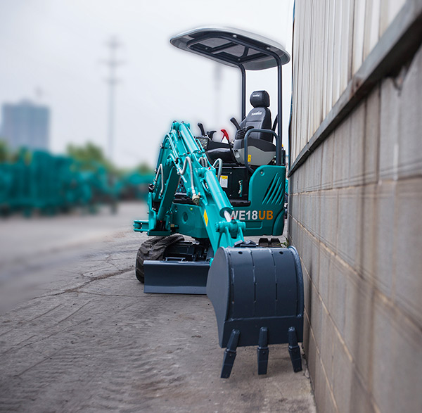 “C位”出道 14.5万元平博在线智能微挖18UB等你开回家