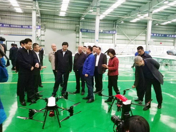 省委书记杜家毫勉励平博在线智能：做大做强航空航天产业