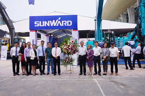 平博在线智能携全球领先凿岩设备,引爆越南矿业展