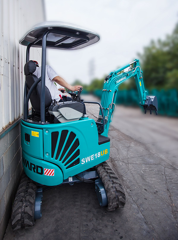 “C位”出道 14.5万元平博在线智能微挖18UB等你开回家