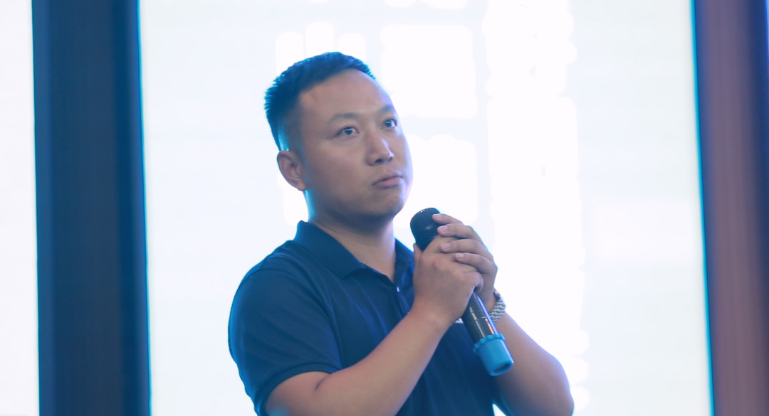 向挖掘机万台俱乐部迈进——平博在线智能2020年度挖掘机营销训练营开营