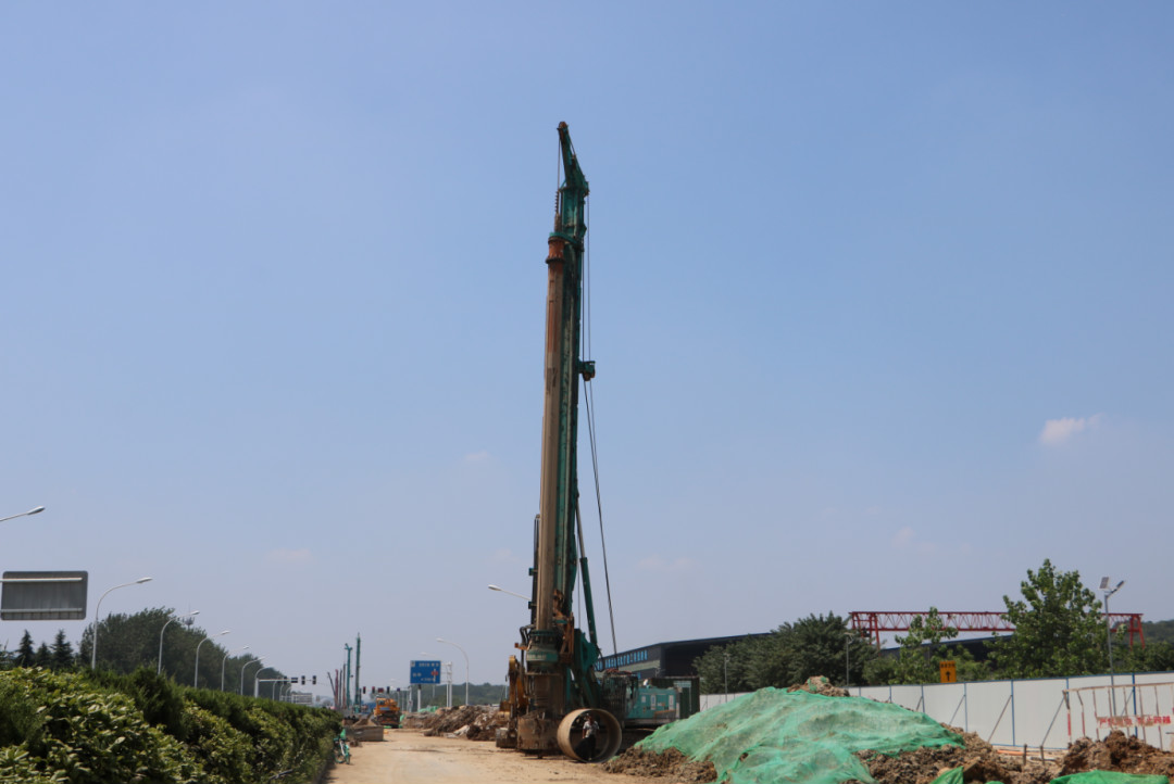 强悍表现赢青睐！平博在线智能360H旋挖钻助力南京312国道改扩建