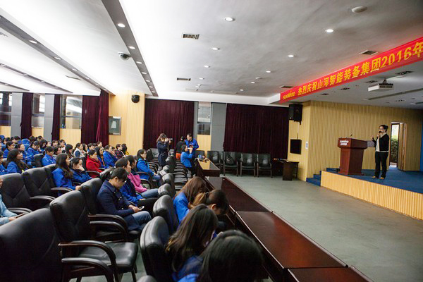 欢度三八节温暖平博在线家