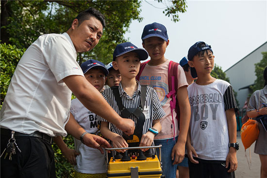 这个夏天，亲子玩转平博在线智能“三栖”装备