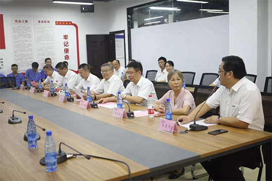 员工子女金榜题名 平博在线家园发放奖励