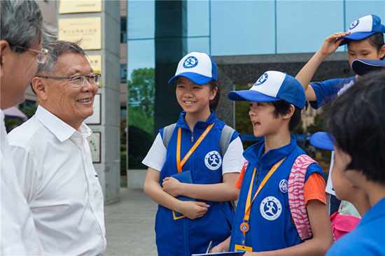 这个夏天，亲子玩转平博在线智能“三栖”装备