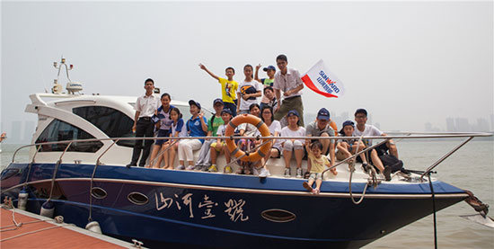 这个夏天，亲子玩转平博在线智能“三栖”装备