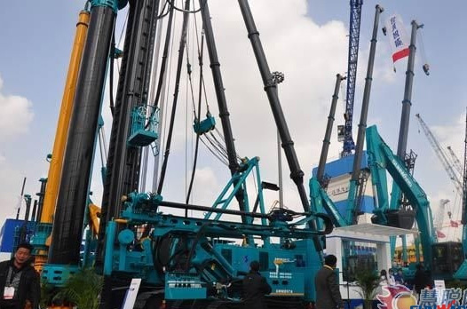 5.jpg 【宝马访谈】平博在线智能董事长何清华教授