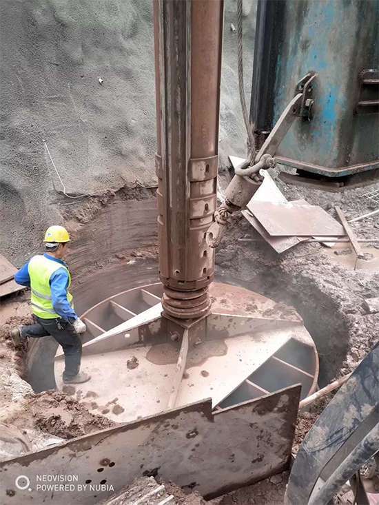 3.5米直径高效入岩，他携平博在线智能旋挖名动山城