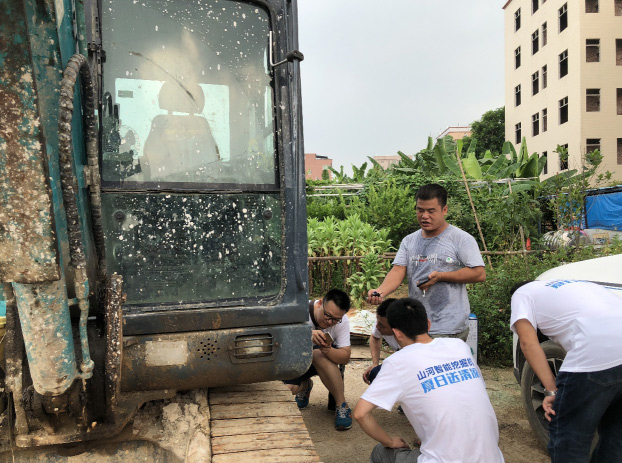 平博在线智能挖掘机获最高评价，就是用得舒服！