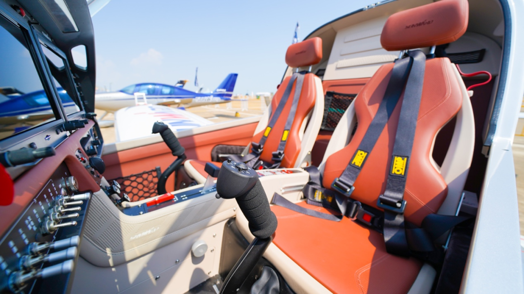 新机、飞行表演…2021中国航展平博在线航空秀给你看