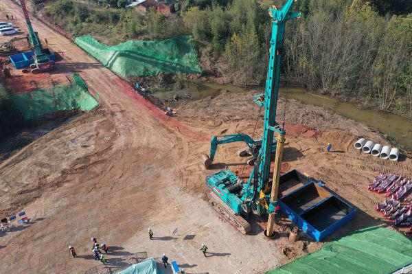 首根桩基开钻！平博在线智能助力新建沪渝蓉高速铁路建设