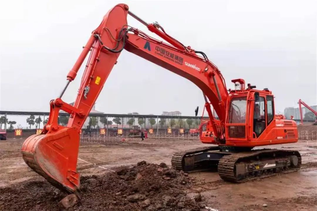 表现亮眼引关注!平博在线智能5G远程遥控挖掘机现身湖北省自然灾害工程应急救援基地