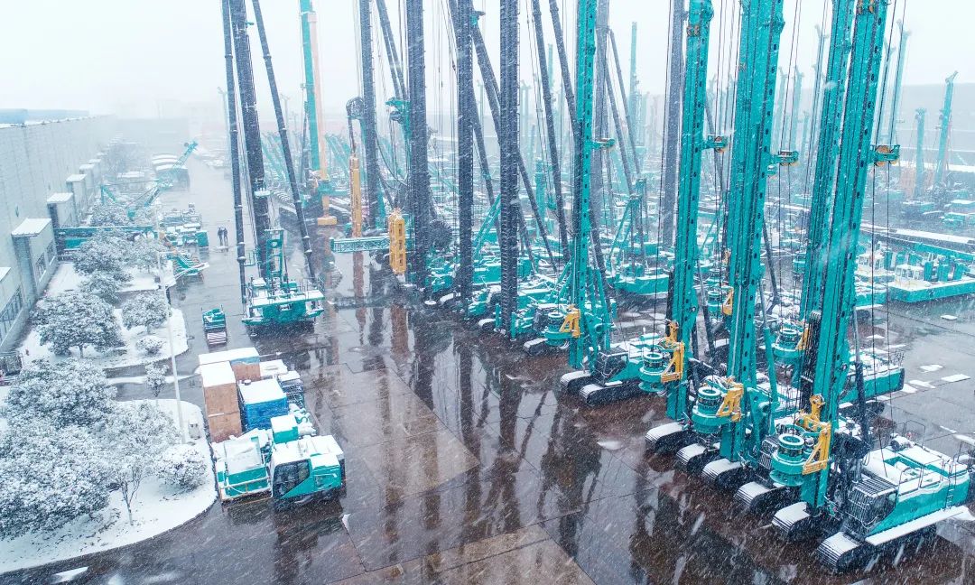 瑞雪兆丰年,邀您共赏雪中平博在线!