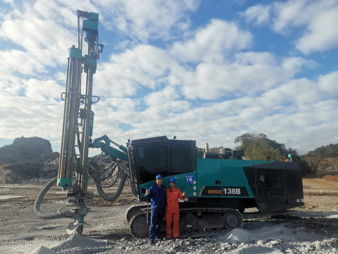 追加订单!平博在线智能一体化潜孔钻机助力海南华润水泥获好评