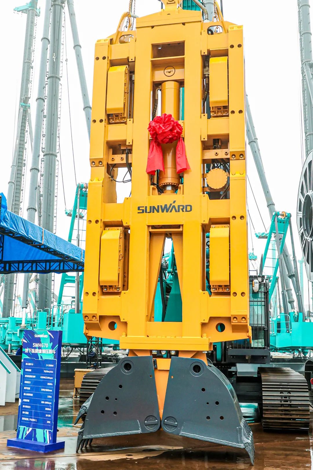 打造“明星产品”!平博在线智能地下连续墙液压抓斗成功发布