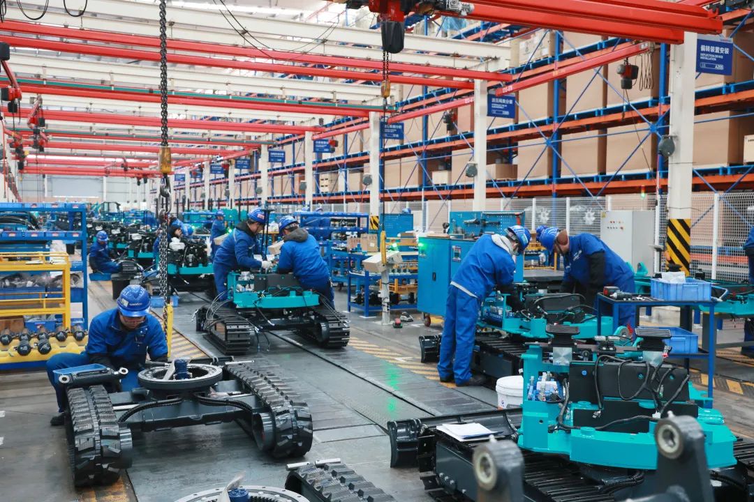 向着冲刺目标全力以赴！平博在线智能正式开工