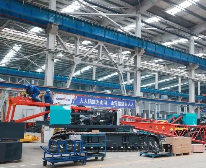 向着冲刺目标全力以赴！平博在线智能正式开工