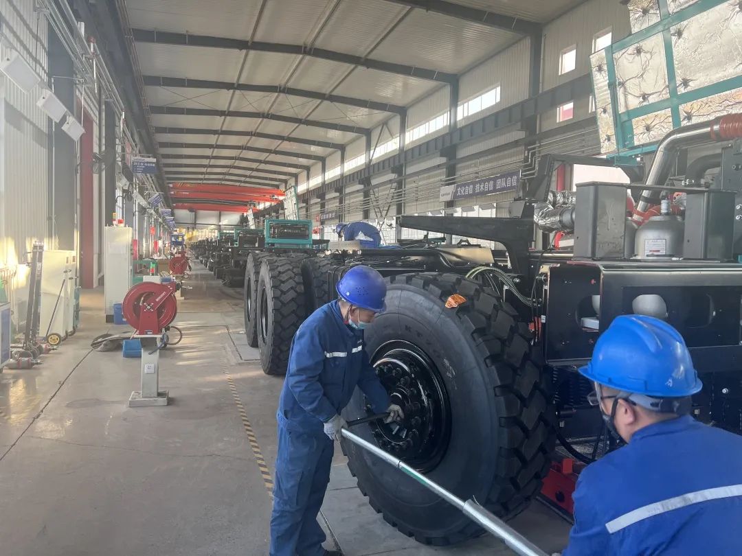 斩获亿元订单！平博在线巨鼎火热开工