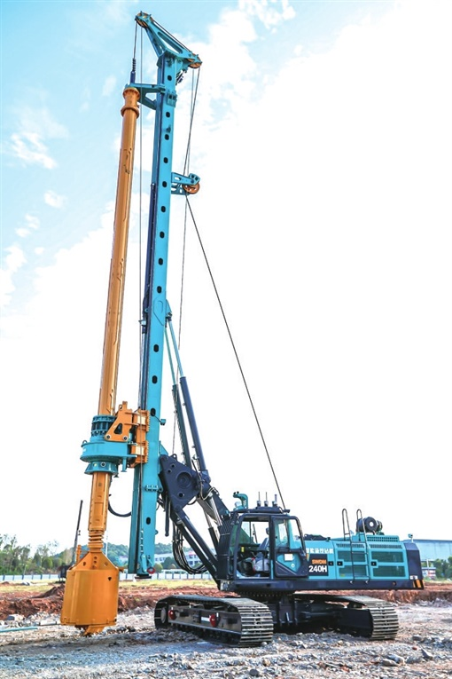 湖南日报:平博在线智能致力解决地下工程施工“疑难杂症” 成为地下工程装备领军者