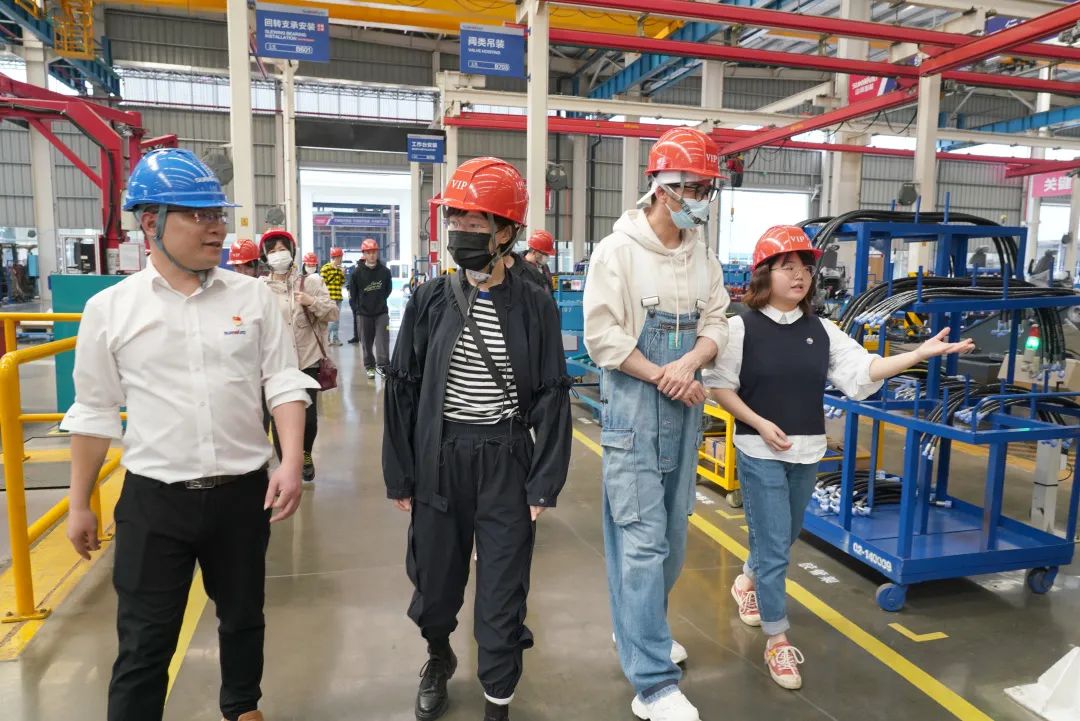 硬实力+软名片!平博在线智能协拍电视剧《重中之重》开机