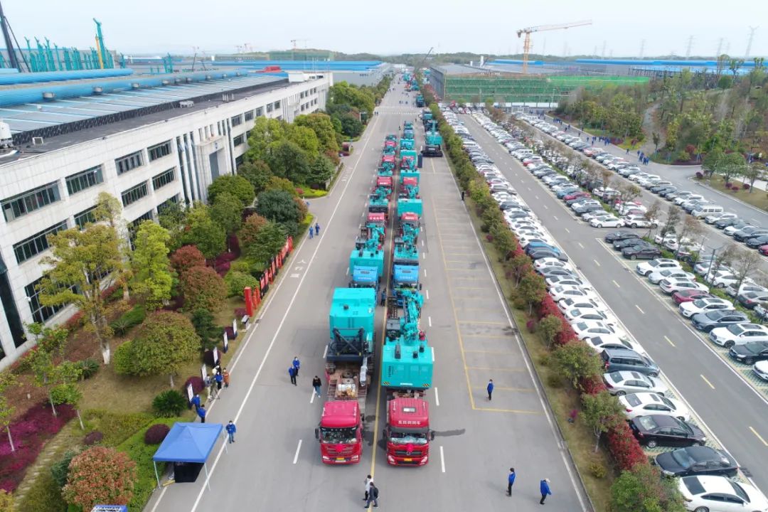 征战全球市场!平博在线智能凿岩设备批量发货