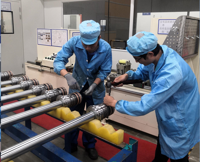 平博在线工匠 | “浪波”不言苦,甘为“人梯”承大重