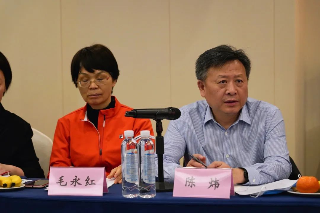 抱团出海,携手共赢!何清华带队赴湖南异地商会联合会拜访交流