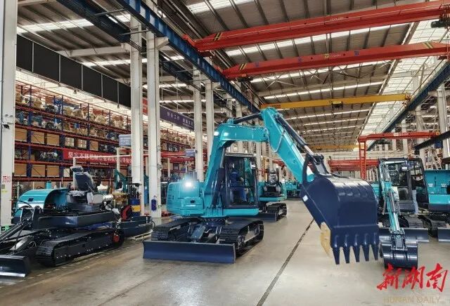 湖南日报 | 坚持创新驱动,平博在线智能助力打造国家重要先进制造业高地