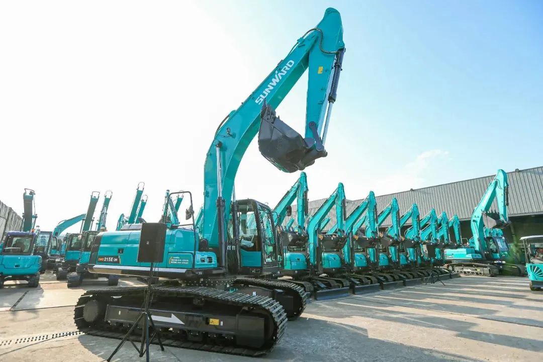 再获首单!平博在线智能成为湖南自贸试验区首单“融资租赁+工程机械设备出口”试点业务落地单位