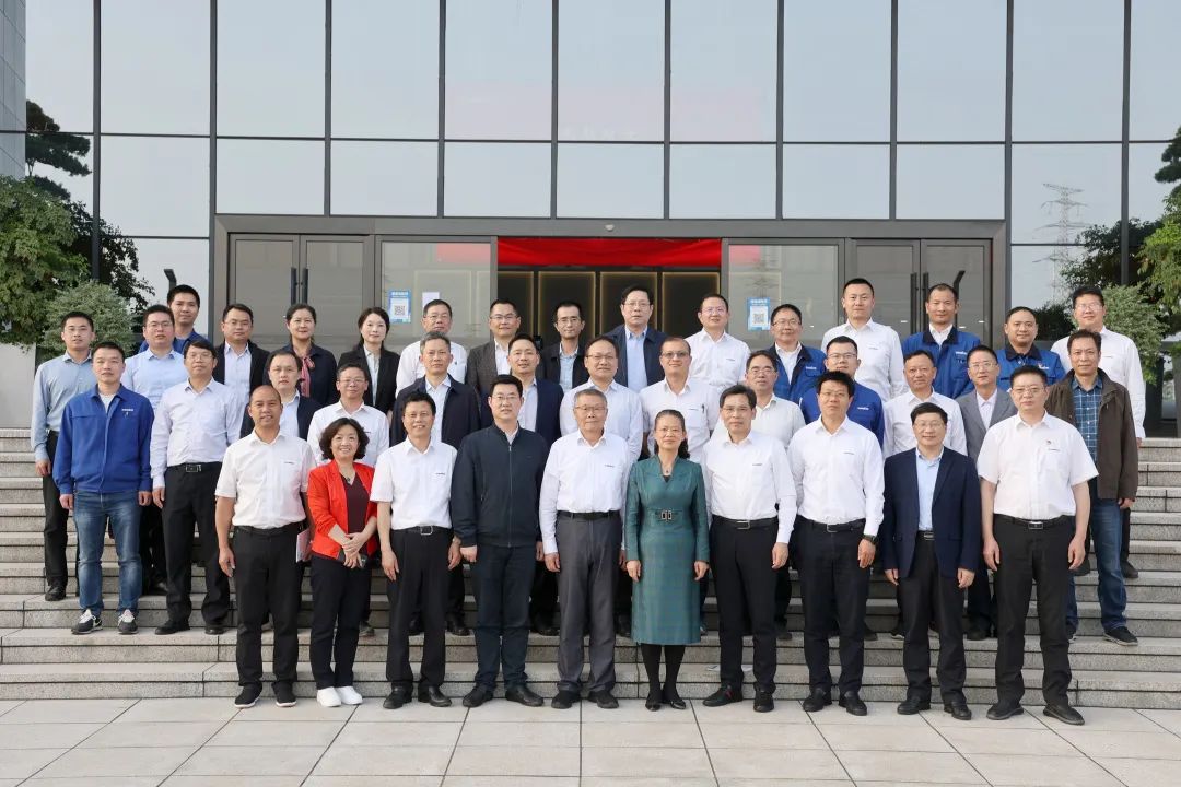 深化产学研合作!中南大学校长、中国工程院院士田红旗率团拜访平博在线智能