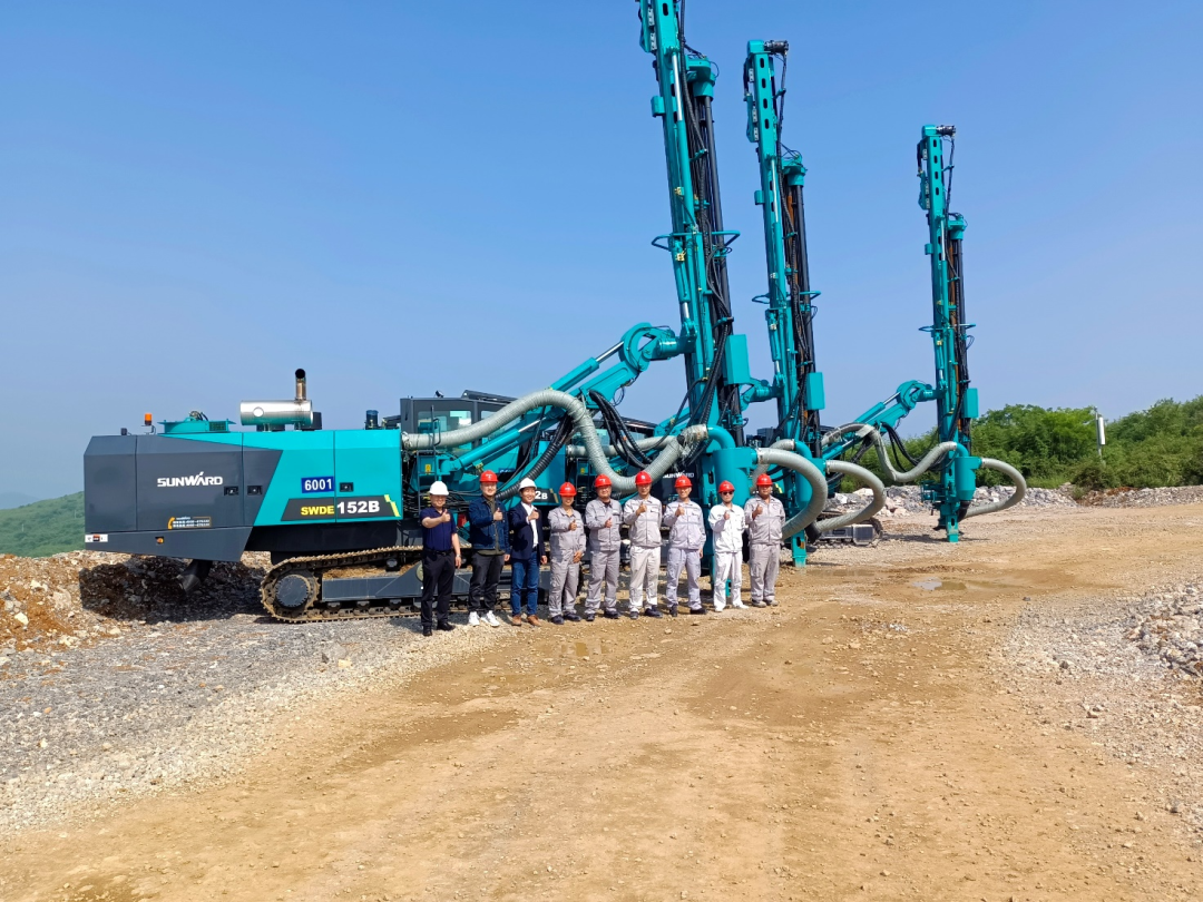 携手中建材!平博在线智能凿岩设备助建九江年产3000万吨砂石骨料开采项目