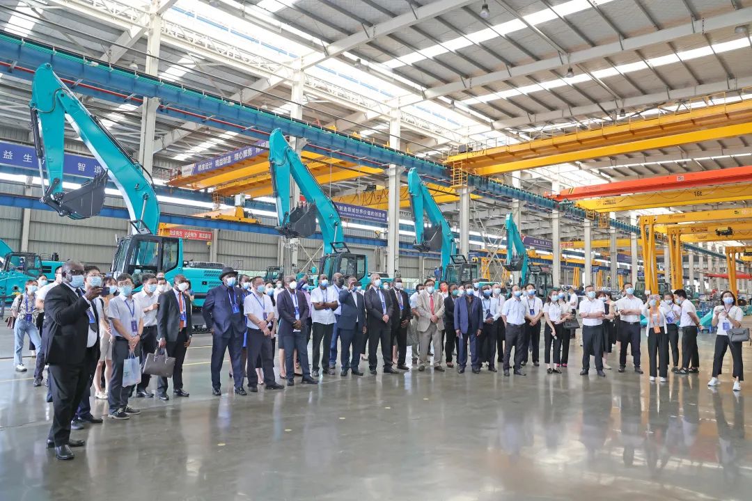 非洲驻华使节走访平博在线智能