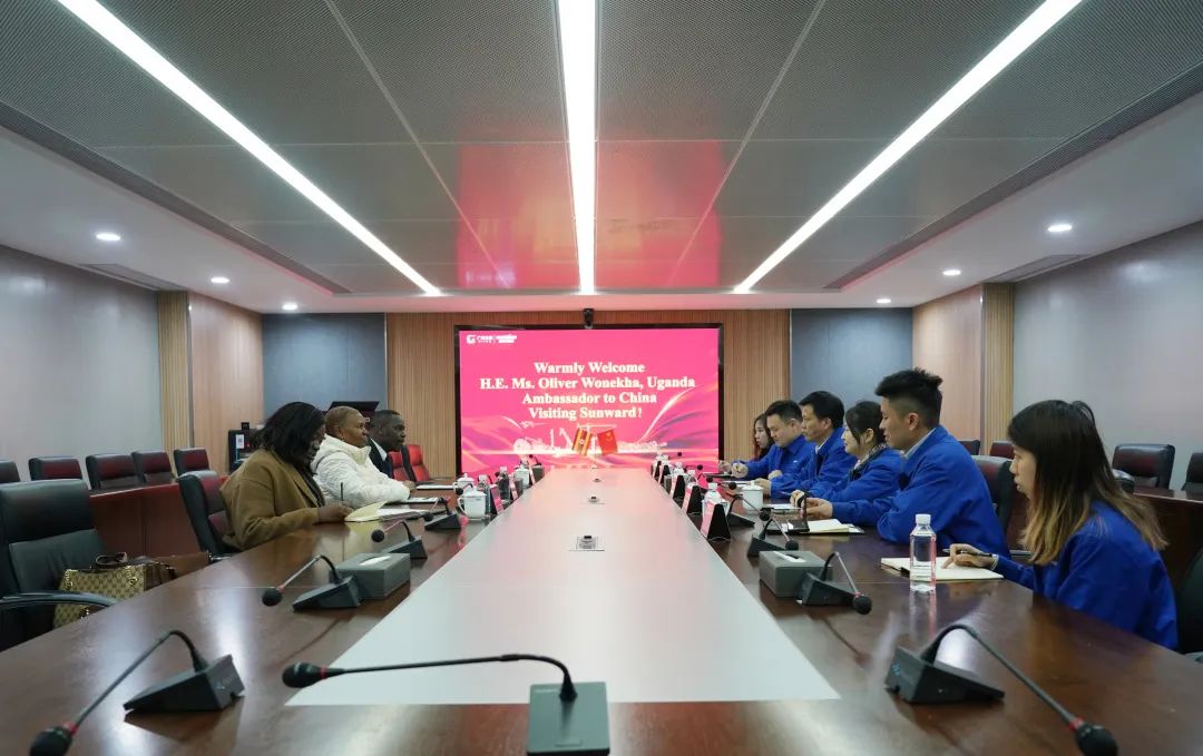 乌干达驻华大使到访平博在线智能