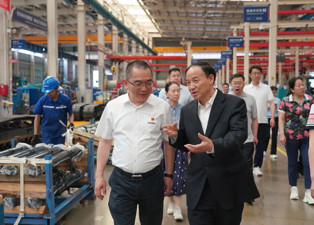 太原市政协主席操学诚调研平博在线智能