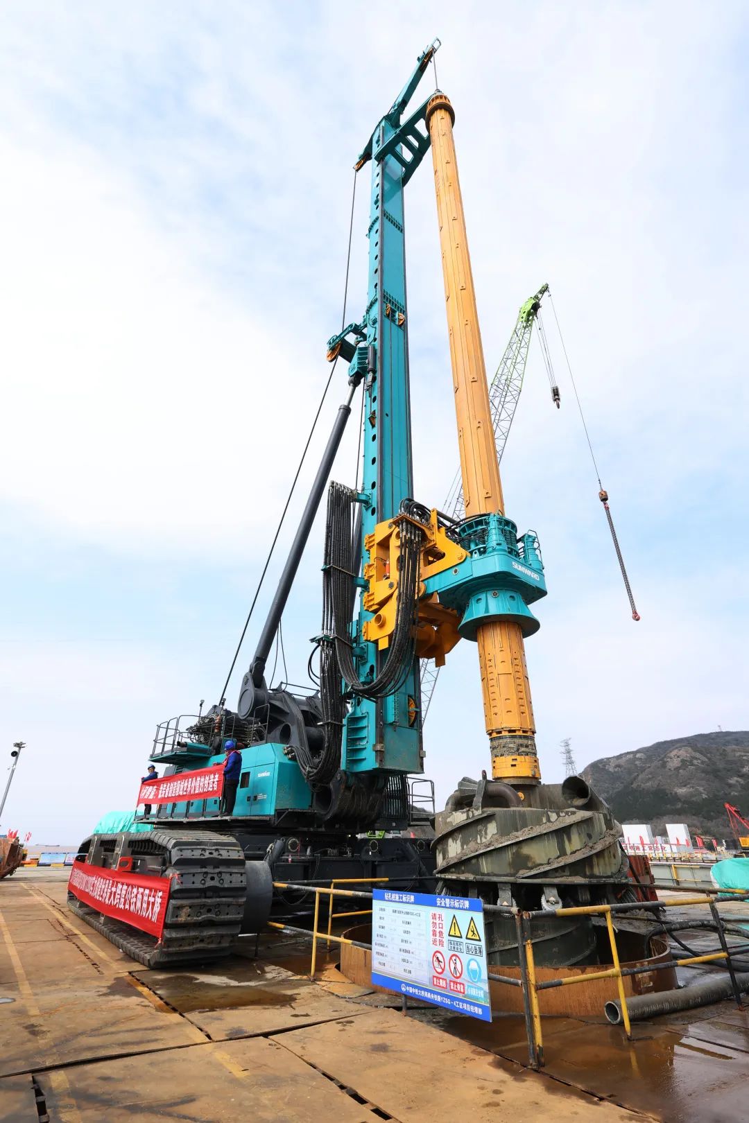 超级装备助建超级工程！平博在线智能超级旋挖钻机SWDM1280推介会成功举办