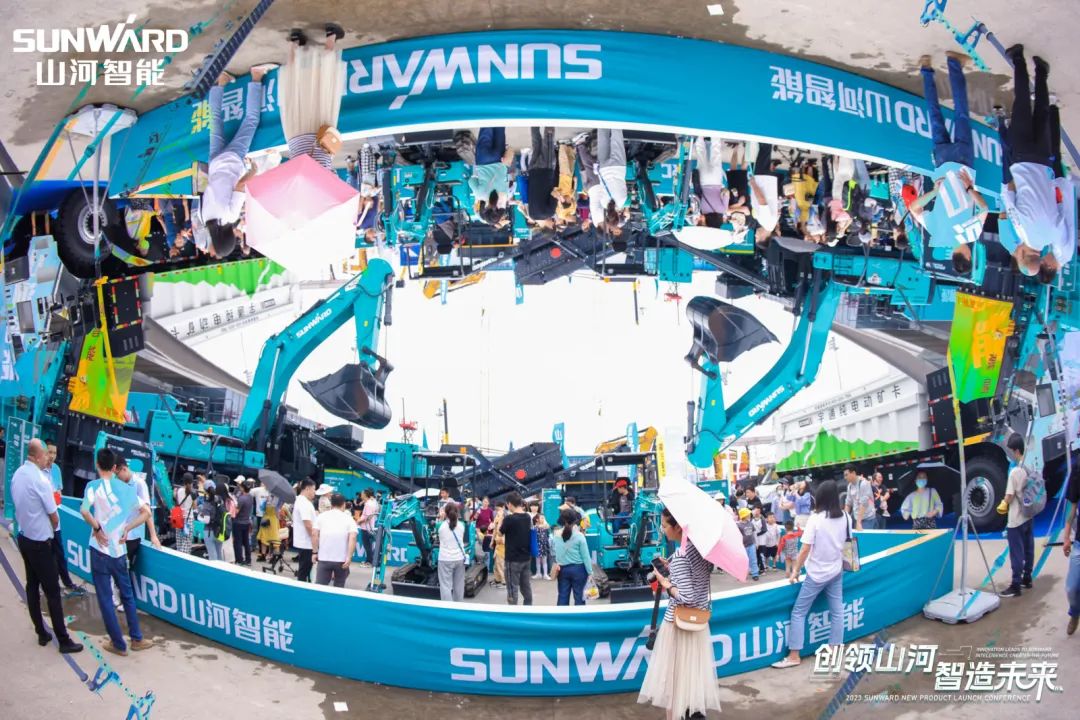 2023 CICEE | 全球工程机械盛会完美落幕！平博在线智能交出闪亮答卷