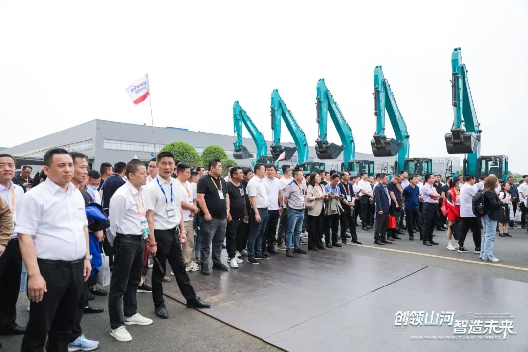 2023 CICEE | 全球工程机械盛会完美落幕！平博在线智能交出闪亮答卷