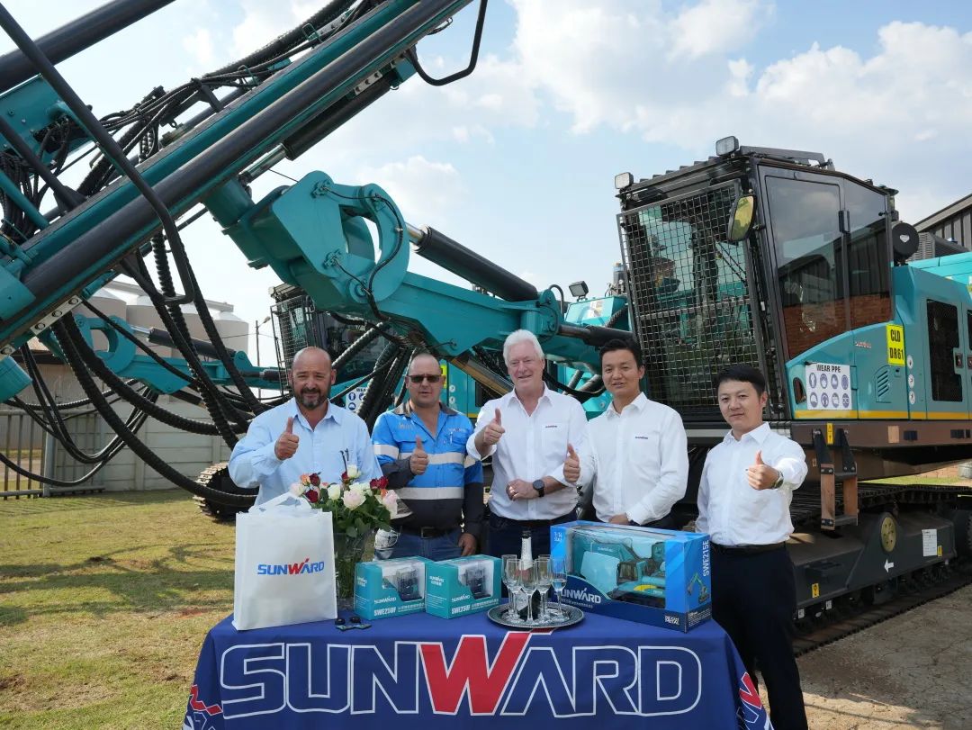 登陆南非，平博在线智能新型凿岩利器交付客户